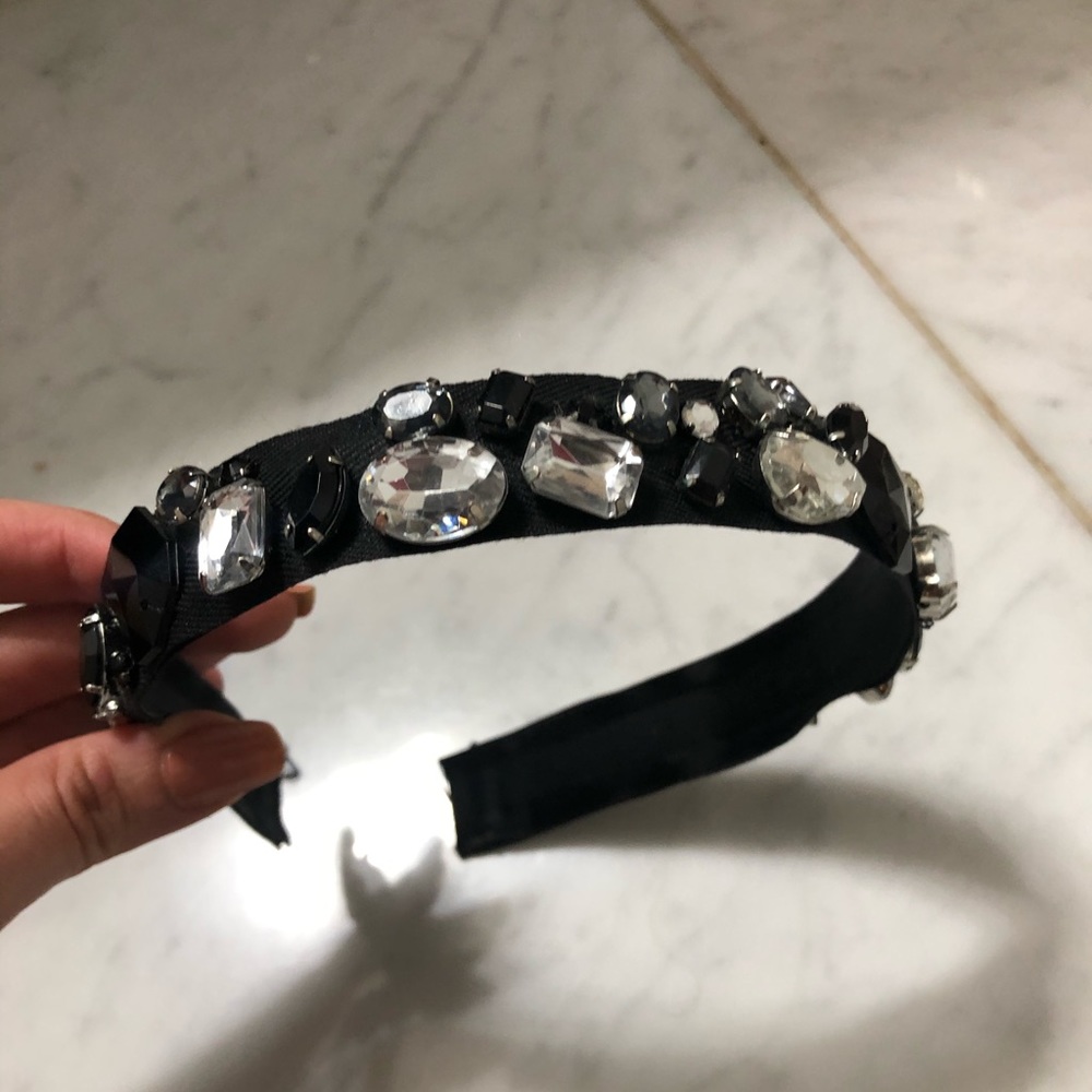 BLACK JEWELLED HAIRBAND
